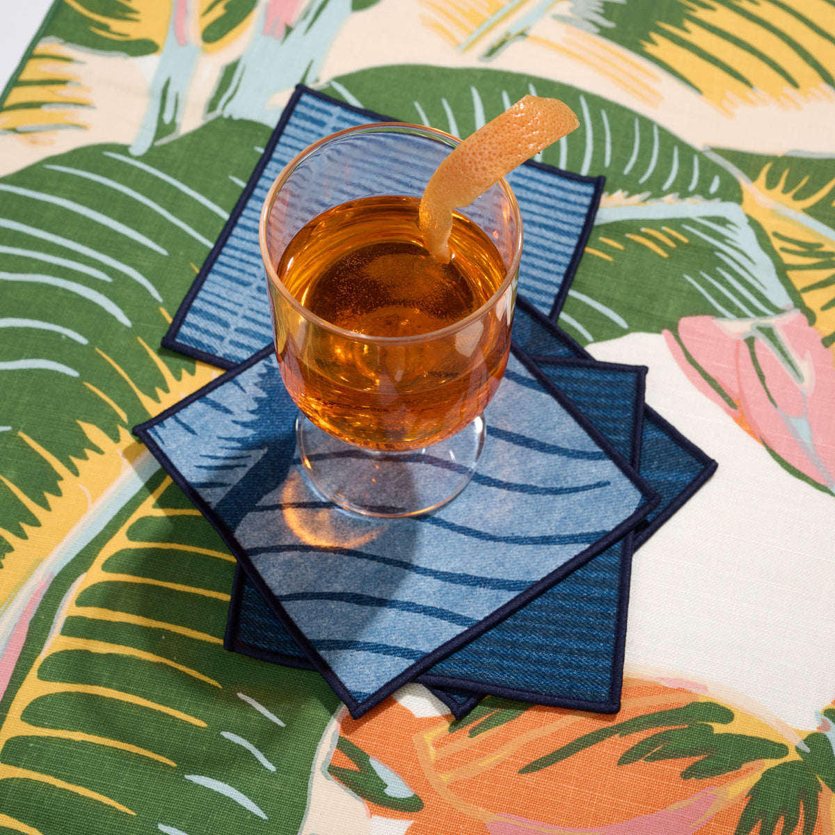 Martinique® Linen Table Runner - Seadrift